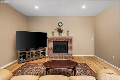 3220 SW Luradel St, Portland, OR 97219 - Photo 15