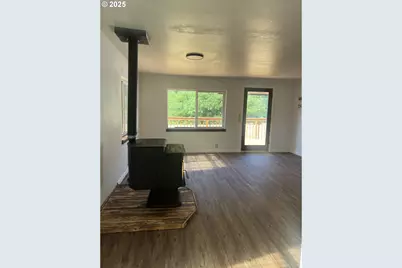 337 Main St, Scottsburg, OR 97473 - Photo 19