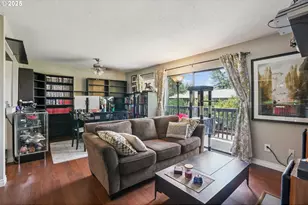 7522 SW Barnes Rd, Portland, OR 97225 - Photo 5
