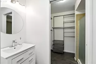 46 Condolea Ct, Lake Oswego, OR 97035 - Photo 29