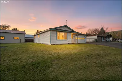 4214 SW Vista Ave, Pendleton, OR 97801 - Photo 3