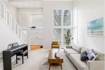 14321 Camden Ln, Lake Oswego, OR 97035 - Photo 7