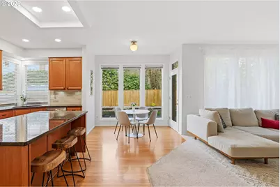 14321 Camden Ln, Lake Oswego, OR 97035 - Photo 11