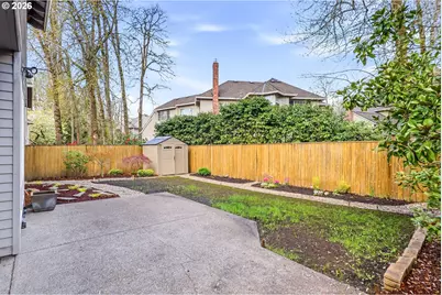 14321 Camden Ln, Lake Oswego, OR 97035 - Photo 29