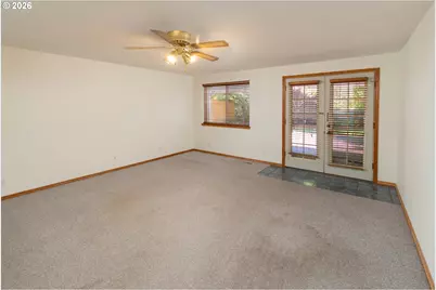 204 Miller St, Molalla, OR 97038 - Photo 21