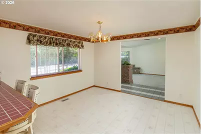 204 Miller St, Molalla, OR 97038 - Photo 7