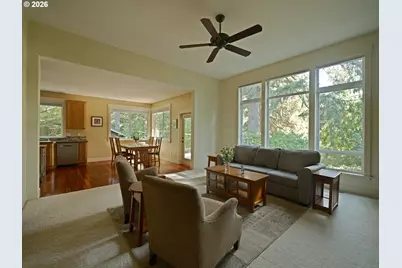 3044 SW Wilbard St, Portland, OR 97219 - Photo 9