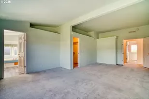 51390 Westlake Dr, Scappoose, OR 97056 - Photo 13