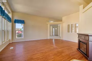 51390 Westlake Dr, Scappoose, OR 97056 - Photo 9
