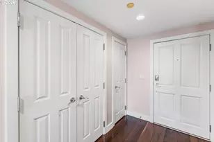 2015 SE Columbia River Dr, Vancouver, WA 98661 - Photo 33