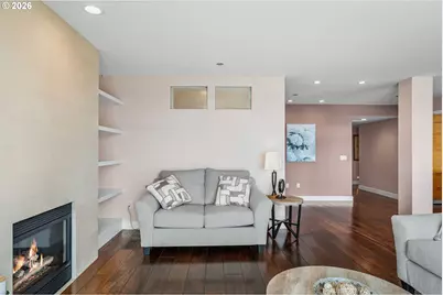 2015 SE Columbia River Dr #220, Vancouver, WA 98661 - Photo 37