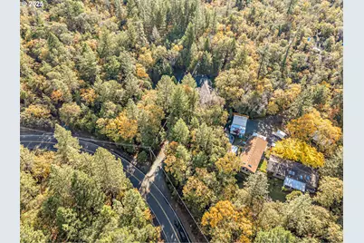 387 Cienaga Ln, Grants Pass, OR 97526 - Photo 47