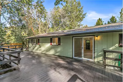 387 Cienaga Ln, Grants Pass, OR 97526 - Photo 29