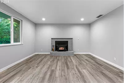 387 Cienaga Ln, Grants Pass, OR 97526 - Photo 9