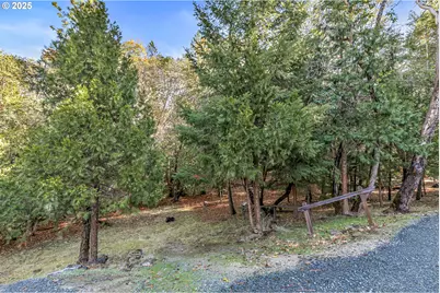 387 Cienaga Ln, Grants Pass, OR 97526 - Photo 35