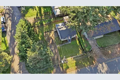 7620 SE Crystal Springs Blvd, Portland, OR 97206 - Photo 35