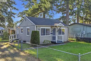 7620 SE Crystal Springs Blvd, Portland, OR 97206 - Photo 3