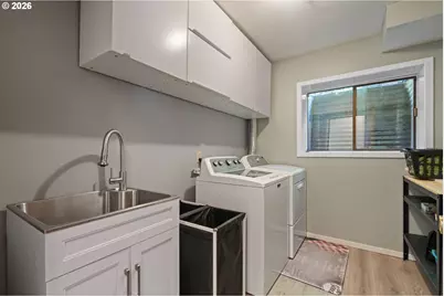 5817 SW Alfred St, Portland, OR 97219 - Photo 31