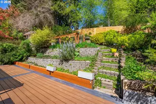 5817 SW Alfred St, Portland, OR 97219 - Photo 37