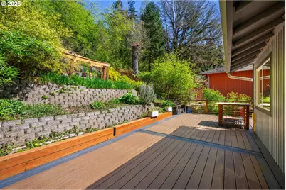 5817 SW Alfred St, Portland, OR 97219 - Photo 41