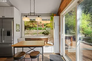 5817 SW Alfred St, Portland, OR 97219 - Photo 13