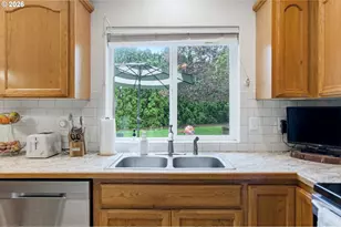 4468 Fuhrer St NE, Salem, OR 97305 - Photo 17