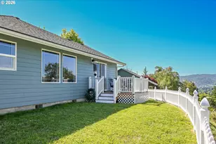 2804 NW Daysha Dr, Roseburg, OR 97471 - Photo 31