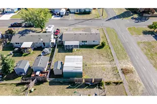 885 W Carolina St, Lebanon, OR 97355 - Photo 25