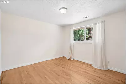 17465 SW Blanton St, Beaverton, OR 97078 - Photo 21