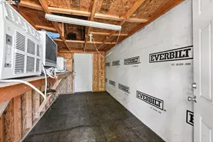 17465 SW Blanton St, Beaverton, OR 97078 - Photo 29