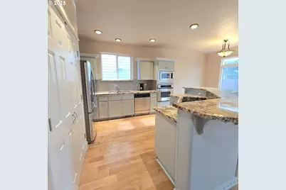 17980 NW Rapid St, Beaverton, OR 97006 - Photo 9