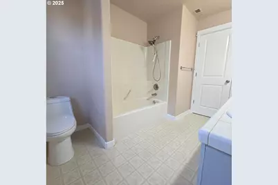 17980 NW Rapid St, Beaverton, OR 97006 - Photo 23