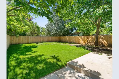 8042 SE Tolman St, Portland, OR 97206 - Photo 35