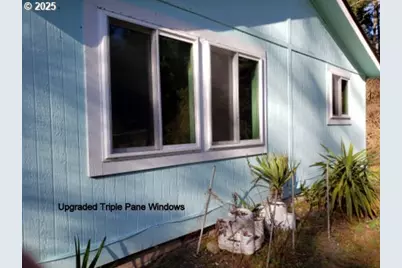 462 Hombre St, Washougal, WA 98671 - Photo 7