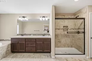 3767 SE Willamette Ave, Hillsboro, OR 97123 - Photo 25