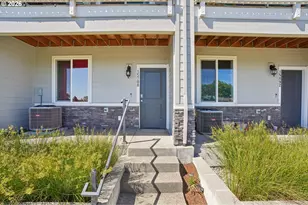 15708 NW Blueblossom St, Portland, OR 97229 - Photo 5