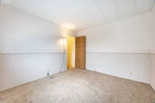 172 W Kristen Ct, Roseburg, OR 97471 - Photo 21