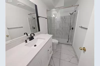 7321 SW 52nd Ave, Portland, OR 97219 - Photo 3