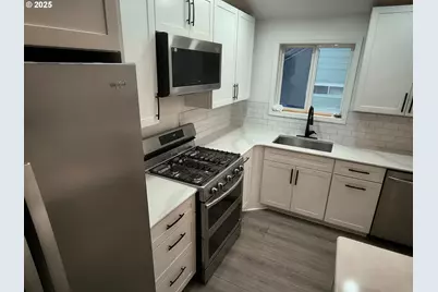 7321 SW 52nd Ave, Portland, OR 97219 - Photo 19