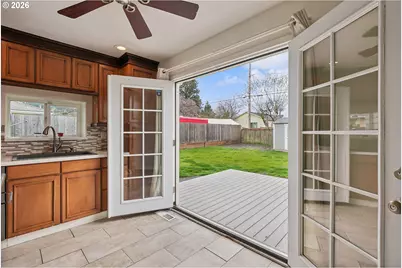 8424 SE Cornwell Ave, Happy Valley, OR 97086 - Photo 11