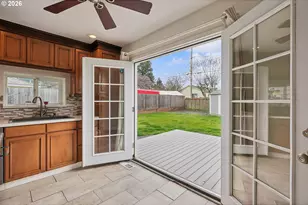 8424 SE Cornwell Ave, Happy Valley, OR 97086 - Photo 11