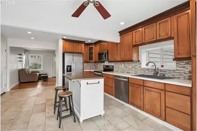 8424 SE Cornwell Ave, Happy Valley, OR 97086 - Photo 7