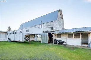 38742 Scravel Hill Rd, Albany, OR 97322 - Photo 11