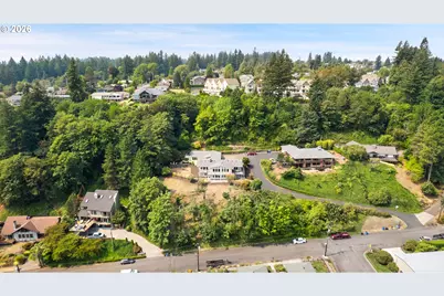 2105 NW Couch St, Camas, WA 98607 - Photo 35