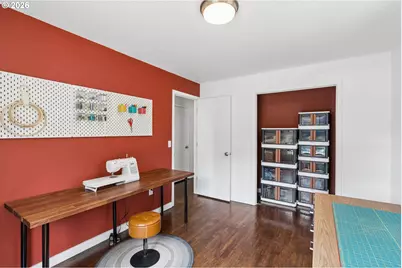 9805 N Clarendon Ave, Portland, OR 97203 - Photo 29