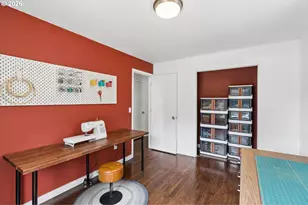 9805 N Clarendon Ave, Portland, OR 97203 - Photo 29