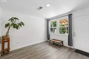 9805 N Clarendon Ave, Portland, OR 97203 - Photo 9