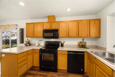 1091 SW Falcon Crest Dr, Dundee, OR 97115 - Photo 13