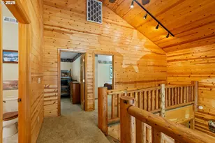 1470 E Willis Creek Rd, Winston, OR 97496 - Photo 31