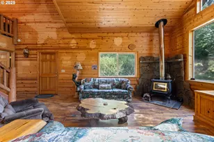 1470 E Willis Creek Rd, Winston, OR 97496 - Photo 13